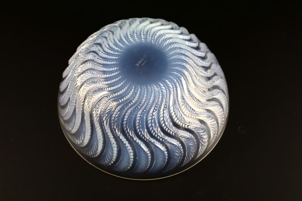 René Lalique. A pre-war Actinia pattern opalescent glass bowl, no.10-392, designed in 1933, 21cm diameter